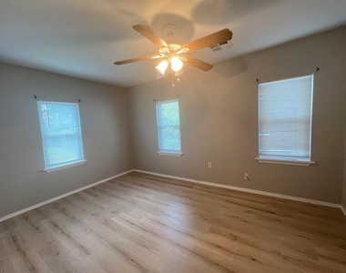 9904 Se 43rd Street - Photo Thumbnail 15