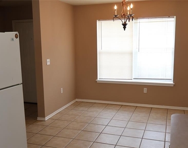 847 Rambling Oaks - Photo Thumbnail 2
