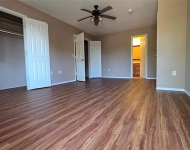 847 Rambling Oaks - Photo Thumbnail 20