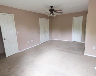 847 Rambling Oaks - Photo Thumbnail 18