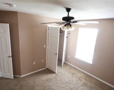 847 Rambling Oaks - Photo Thumbnail 17