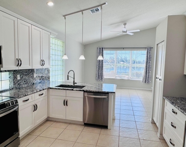 9360 Cove Point Circle - Photo Thumbnail 9