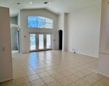 9360 Cove Point Circle - Photo Thumbnail 6