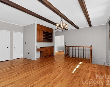 8109 Reames Road - Photo Thumbnail 3