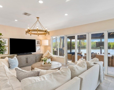 5 Inlet Cay Drive - Photo Thumbnail 7