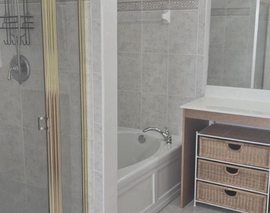 2919 Crestwood Terrace - Photo Thumbnail 17
