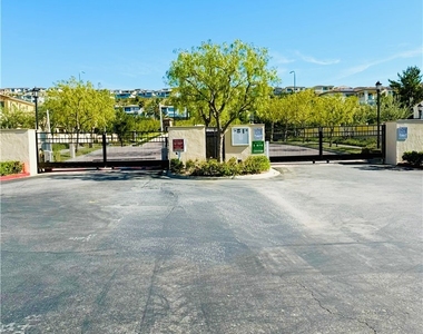 20323 Livorno Way - Photo Thumbnail 16