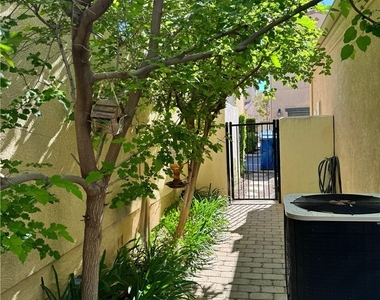 20323 Livorno Way - Photo Thumbnail 14