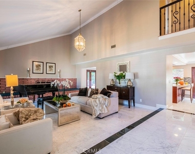 27061 Esward Drive - Photo Thumbnail 4