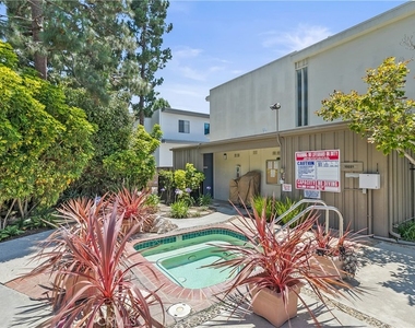 4745 La Villa Marina - Photo Thumbnail 28