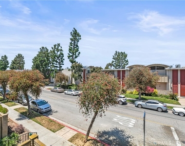 4745 La Villa Marina - Photo Thumbnail 17