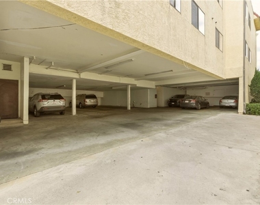 17312 Chatsworth Street - Photo Thumbnail 11