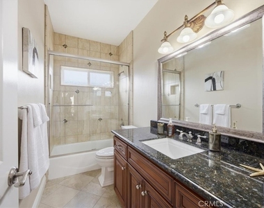 1805 Speyer Lane - Photo Thumbnail 22