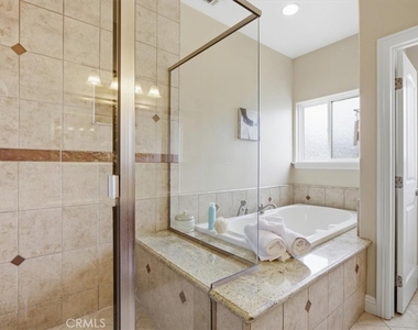 1805 Speyer Lane - Photo Thumbnail 14