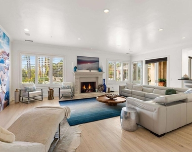 7345 Vista Rancho Ct - Photo Thumbnail 2