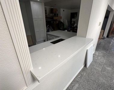 1798 E Sherbrooke Street Street E - Photo Thumbnail 4