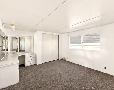 893 S Palm Avenue - Photo Thumbnail 15