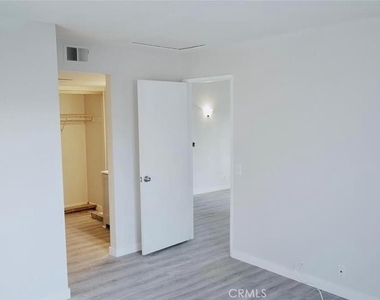 23232 Orange Avenue - Photo Thumbnail 1