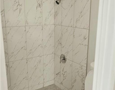 23232 Orange Avenue - Photo Thumbnail 8