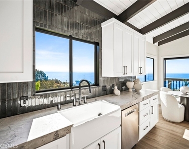 22332 Eagle Rock - Photo Thumbnail 3