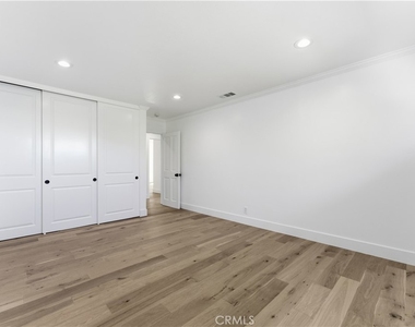 515 Kings Place - Photo Thumbnail 22