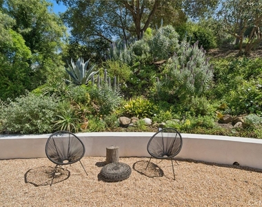 1377 Lewellyn - Photo Thumbnail 25