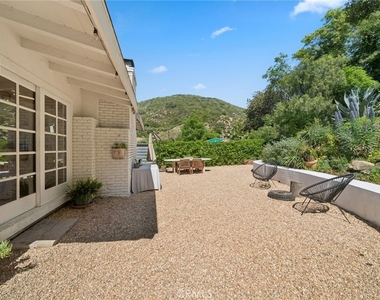 1377 Lewellyn - Photo Thumbnail 24