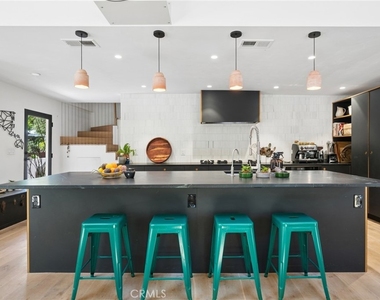 1377 Lewellyn - Photo Thumbnail 6