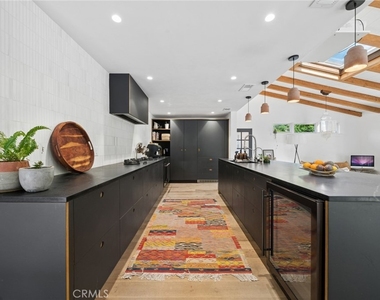 1377 Lewellyn - Photo Thumbnail 5