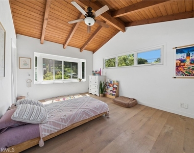 1377 Lewellyn - Photo Thumbnail 19