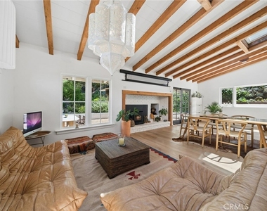 1377 Lewellyn - Photo Thumbnail 10