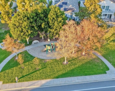 3840 Stoneridge Rd - Photo Thumbnail 34