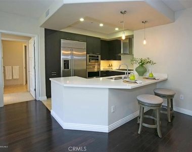 511 Caruso - Photo Thumbnail 8