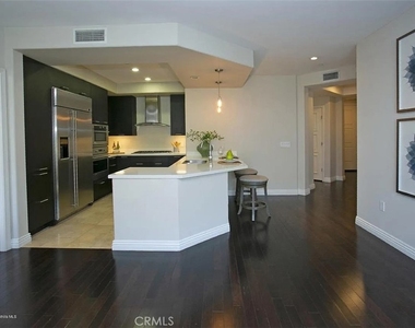 511 Caruso - Photo Thumbnail 7