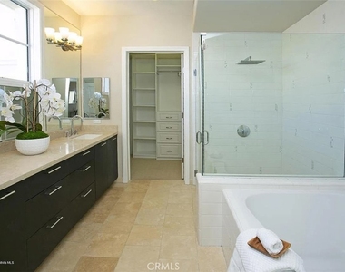 511 Caruso - Photo Thumbnail 16