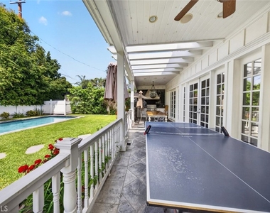 4533 Farmdale Avenue - Photo Thumbnail 63