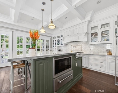4533 Farmdale Avenue - Photo Thumbnail 23