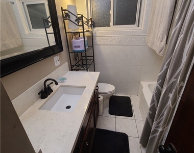 15754 Faculty Avenue - Photo Thumbnail 2