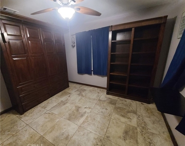15754 Faculty Avenue - Photo Thumbnail 3