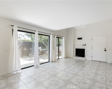 1693 S Heritage Circle - Photo Thumbnail 6