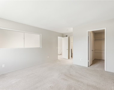 1693 S Heritage Circle - Photo Thumbnail 27