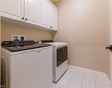 1705 Almond Tree - Photo Thumbnail 23