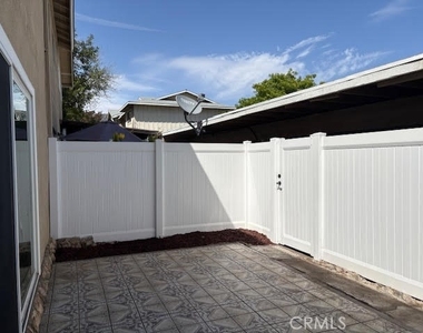 623 E Matchwood Place - Photo Thumbnail 25