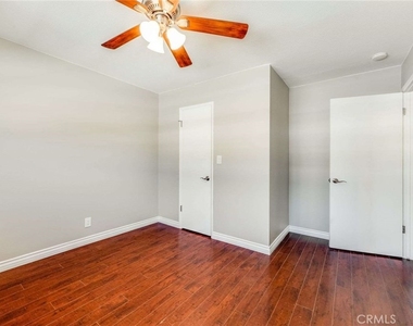 623 E Matchwood Place - Photo Thumbnail 13