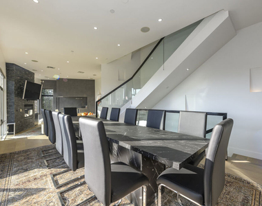 2271 Gloaming Way - Photo Thumbnail 12