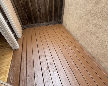 831 Wilcox Avenue - Photo Thumbnail 7