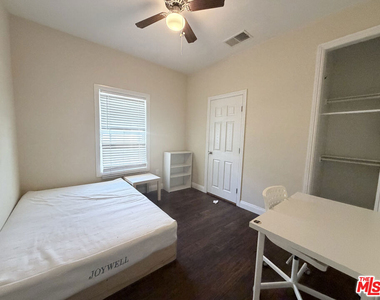 1254 W 37th Drive - Photo Thumbnail 5