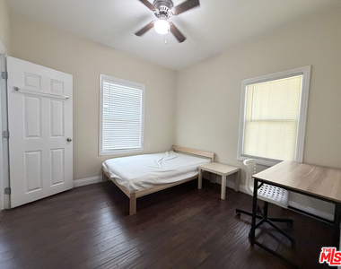 1254 W 37th Drive - Photo Thumbnail 8