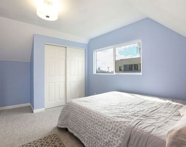 318 Parkman Avenue - Photo Thumbnail 19