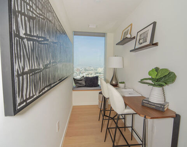 889 Francisco Street - Photo Thumbnail 4